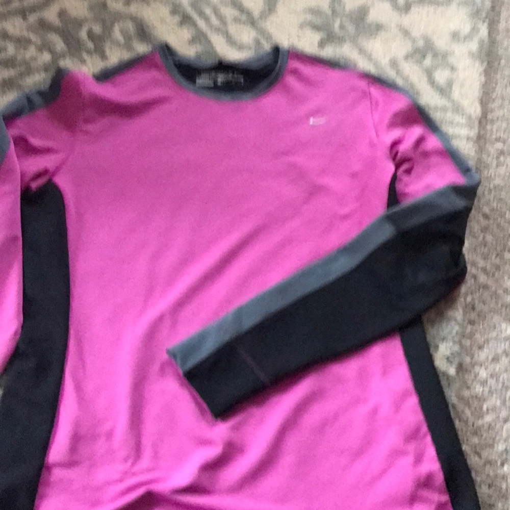 Nike first layer - Picture 3 of 4